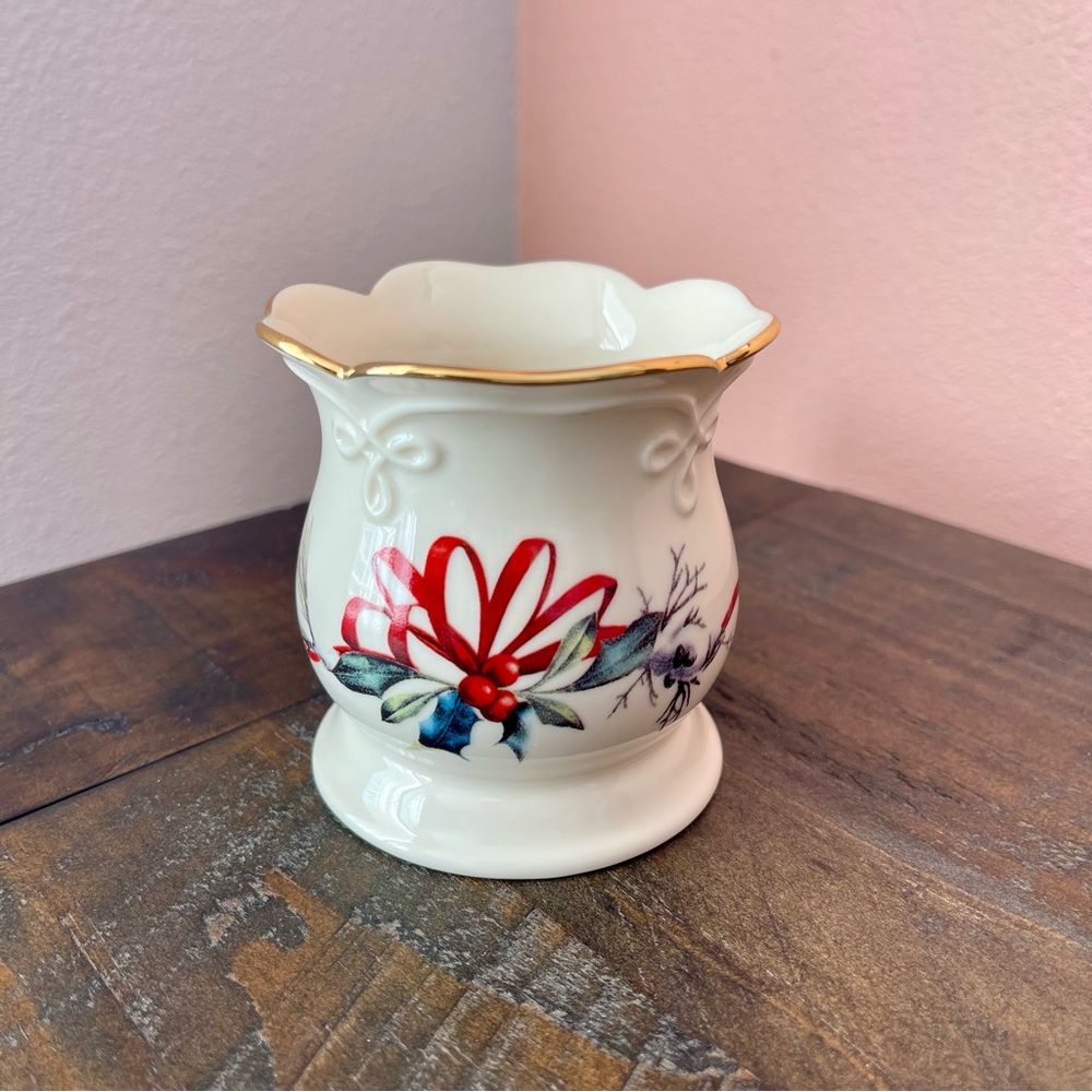 Lenox Porcelain Winter Greetings Votive Candle Holder_Catherine McClung Series